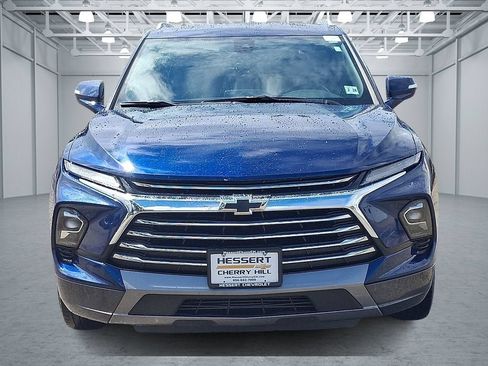 Certified 2023 Chevrolet Blazer Premier FWD image 3
