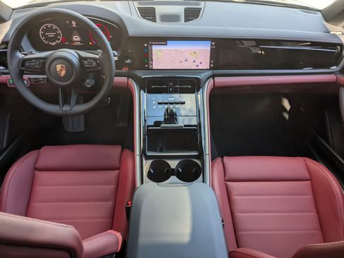 New 2026 Porsche Panamera 4 AWD/4WD image 22
