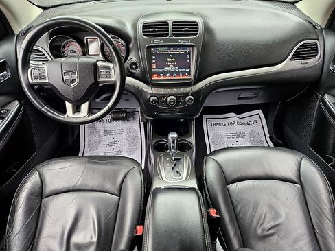 Used 2015 Dodge Journey Crossroad w/ Flexible Seating Group image 10