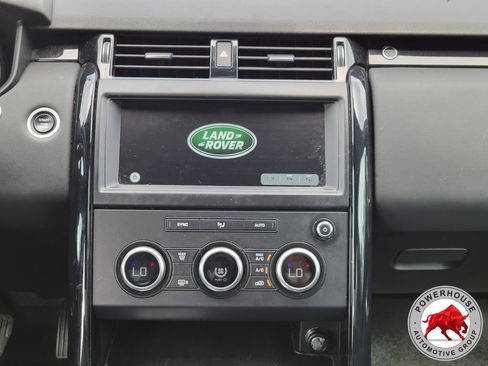 Used 2020 Land Rover Discovery SE AWD/4WD image 24