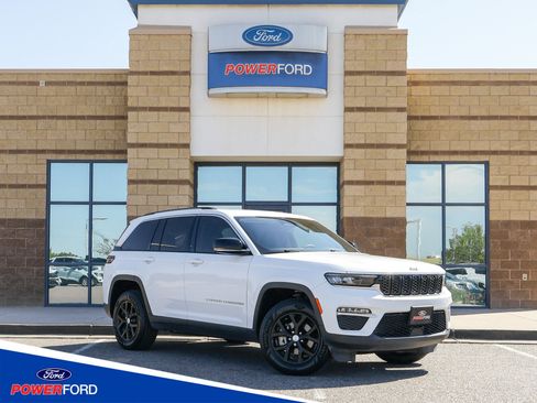 Used 2023 Jeep Grand Cherokee Limited AWD/4WD image 1