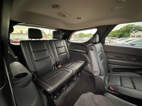 Used 2015 Dodge Durango Citadel w/ Technology Group RWD image 32