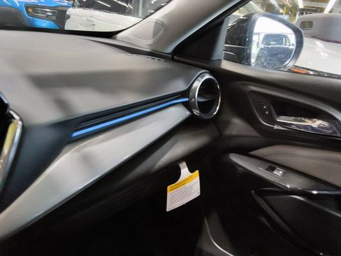 Used 2026 Chevrolet Trax LT w/ Driver Confidence Package FWD image 20