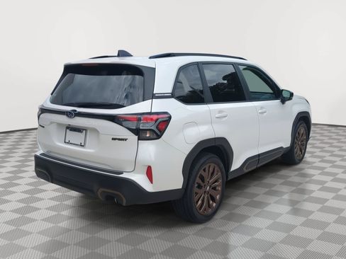 Used 2025 Subaru Forester Sport w/ Popular Package #2 AWD/4WD image 5