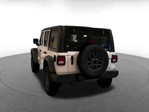 Used 2025 Jeep Wrangler Unlimited Sport AWD/4WD image 10