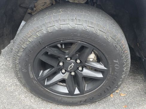 Used 2022 Chevrolet Silverado 1500 LT Trail Boss w/ Convenience Package II image 32