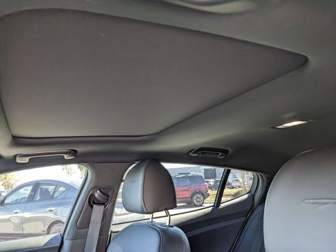 Used 2020 Kia Stinger GT1 image 22