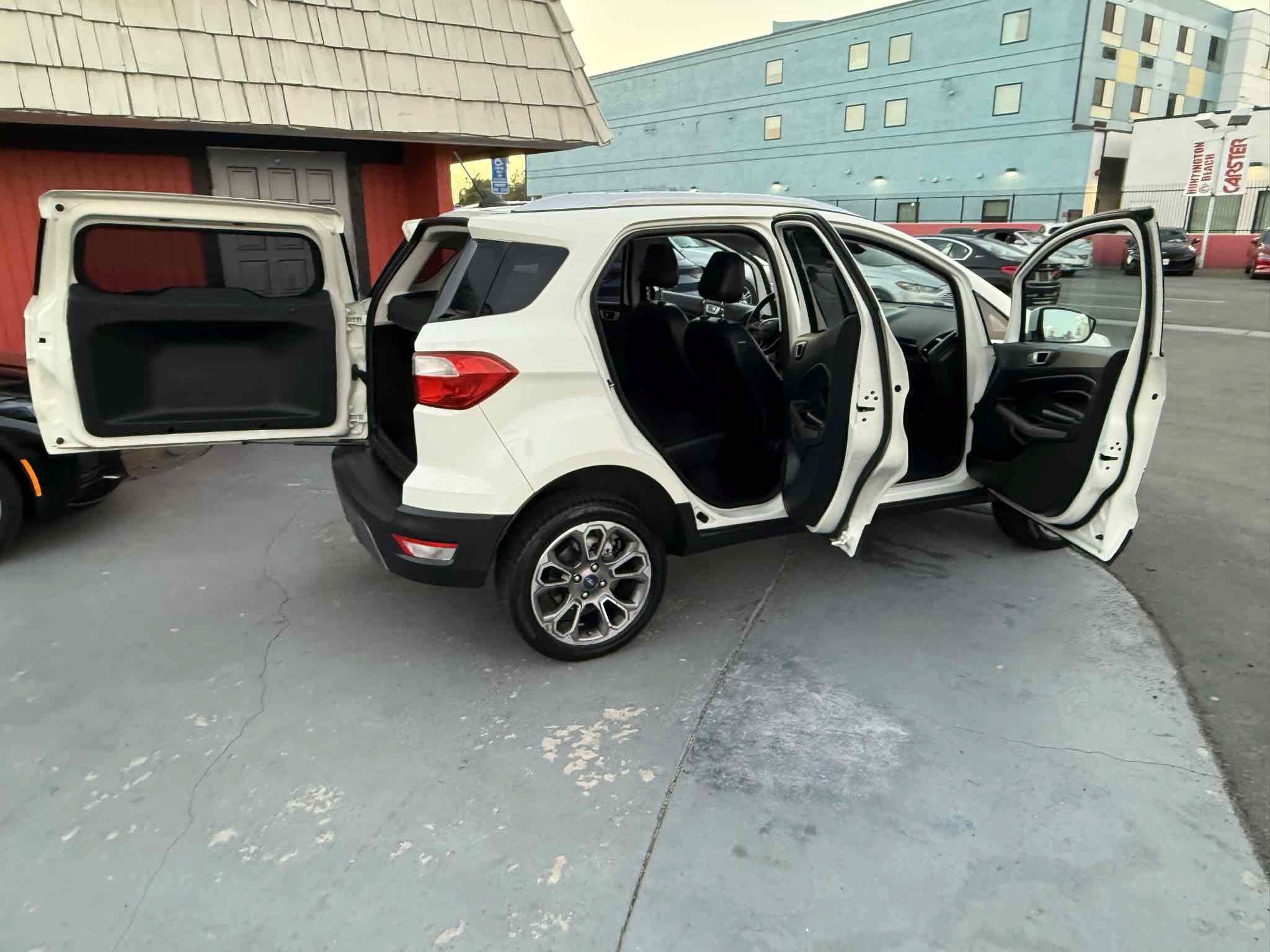 Used 2022 Ford EcoSport Titanium AWD/4WD image 47