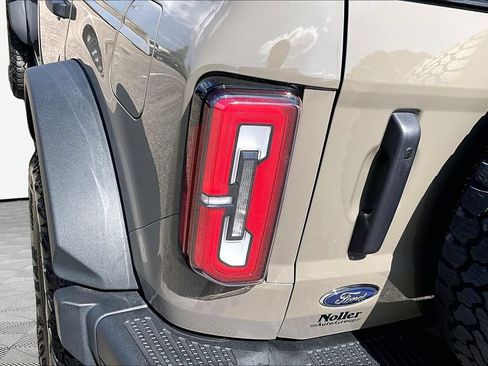 Certified 2025 Ford Bronco Badlands AWD/4WD image 30