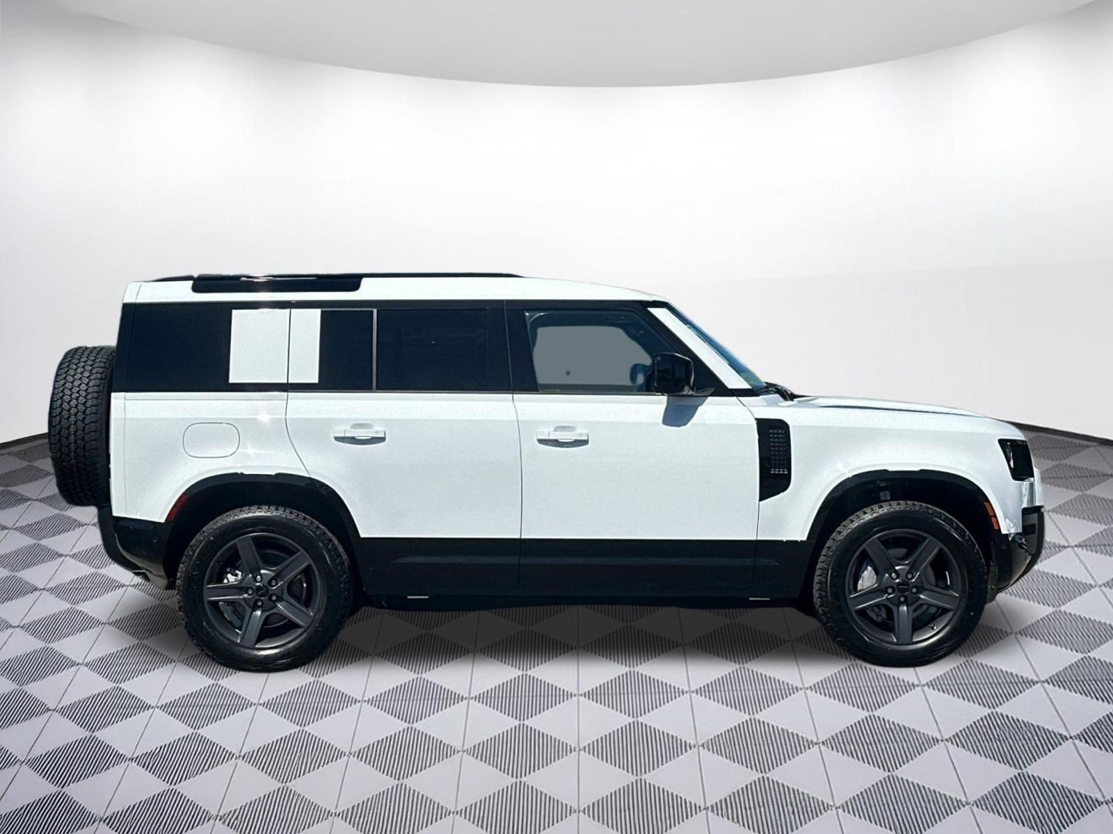 New 2026 Land Rover Defender 110 X-Dynamic SE AWD/4WD image 7