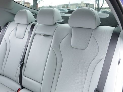 New 2026 Hyundai Elantra Limited image 20