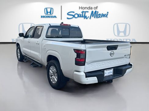 Used 2024 Nissan Frontier SV w/ Technology Package image 5