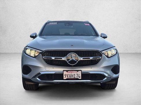 Used 2026 Mercedes-Benz GLC 300 image 2