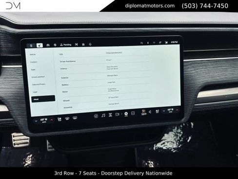 Used 2024 Rivian R1S Adventure AWD/4WD image 40