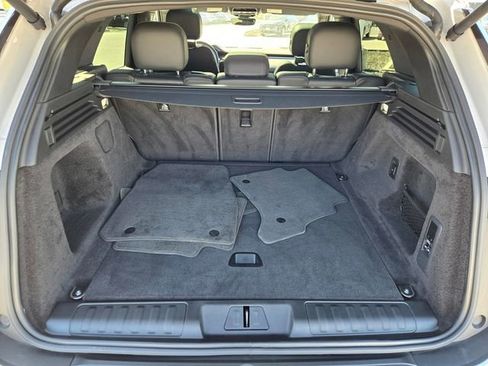 Used 2025 Land Rover Range Rover Sport S image 27