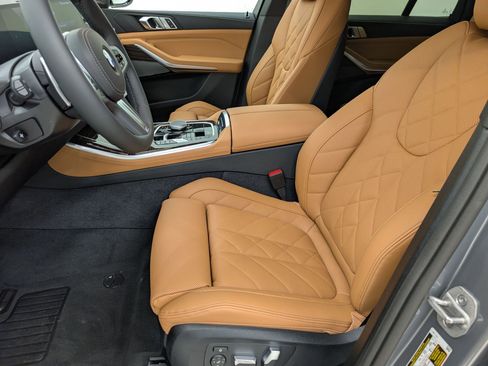 New 2026 BMW X5 xDrive40i w/ M Sport Package image 5