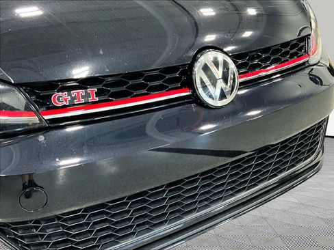 Used 2019 Volkswagen GTI S FWD image 33