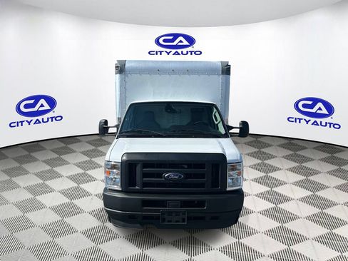 Used 2022 Ford E-350 and Econoline 350 Super Duty RWD image 11