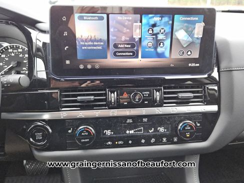 New 2026 Nissan Pathfinder SV image 8