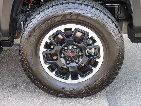 Used 2025 Toyota 4Runner TRD Off-Road Premium w/ Tow Technology Package image 14