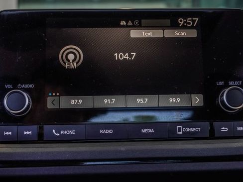 Used 2023 Honda Accord EX image 26