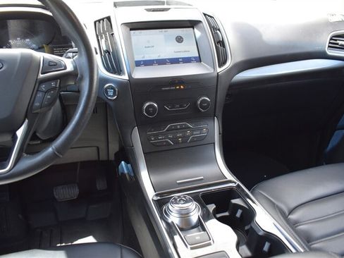 Used 2020 Ford Edge SEL AWD/4WD image 21