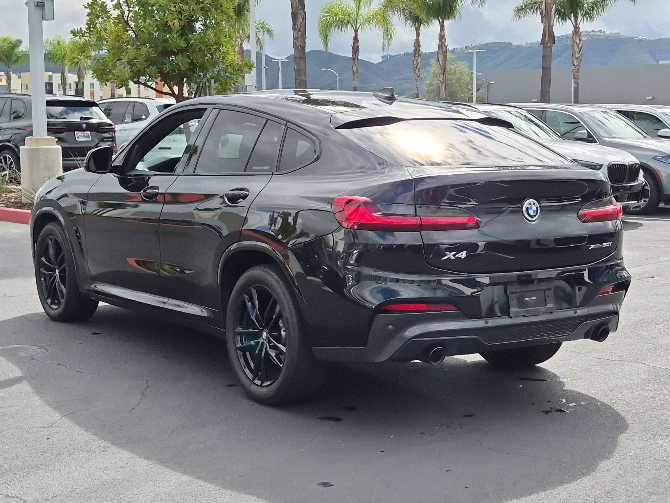 Used 2021 BMW X4 xDrive30i w/ M Sport Package AWD/4WD image 6