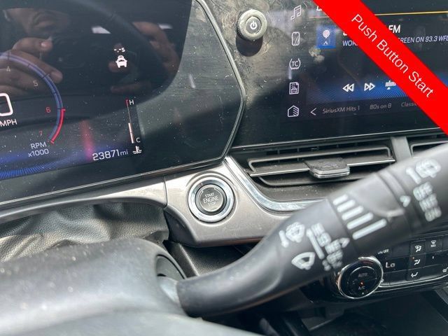 Used 2025 Chevrolet Trax ACTIV FWD image 37