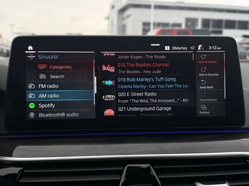 Used 2023 BMW 540i xDrive w/ Premium Package image 36