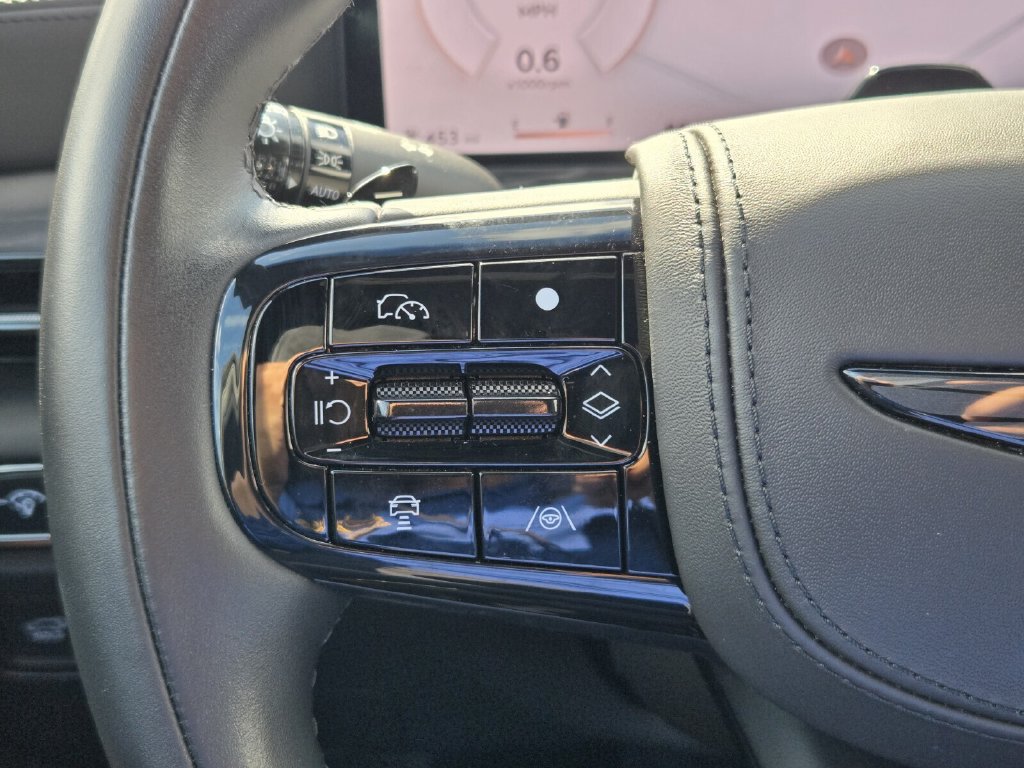 Certified 2026 Genesis GV80 3.5T Prestige AWD/4WD image 24
