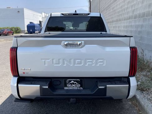Used 2022 Toyota Tundra Limited AWD/4WD image 7