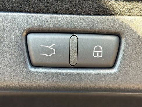 Used 2021 Maserati Quattroporte S image 13