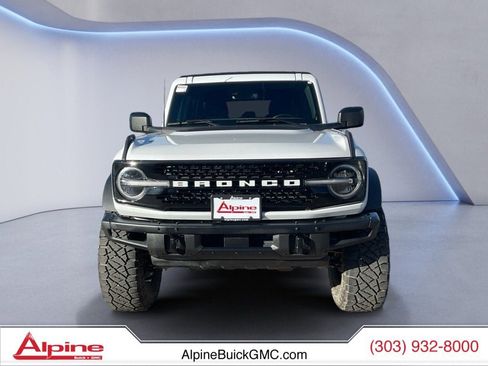 Used 2024 Ford Bronco Wildtrak image 8