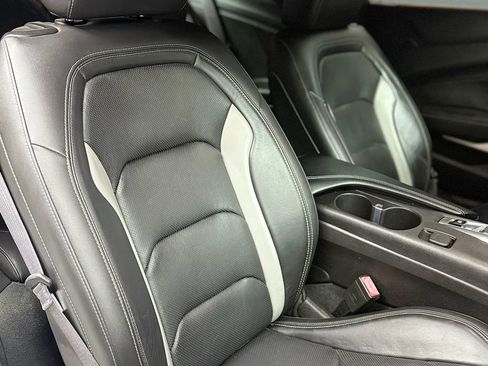 Used 2017 Chevrolet Camaro LT w/ RS Package image 7