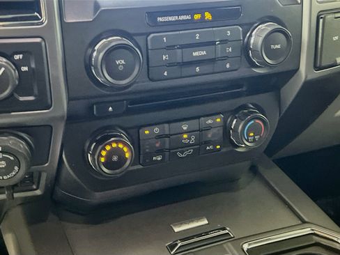 Used 2018 Ford F150 XLT w/ Equipment Group 302A Luxury RWD image 26
