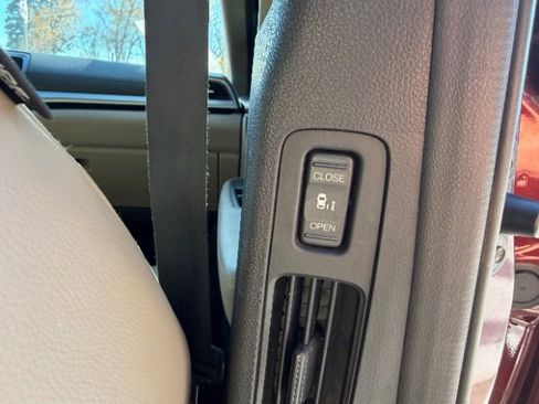 Used 2019 Honda Odyssey EX-L image 14