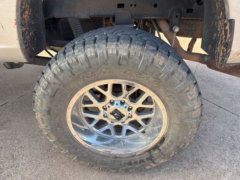 Used 2016 RAM 2500 Tradesman w/ Chrome Appearance Group image 10