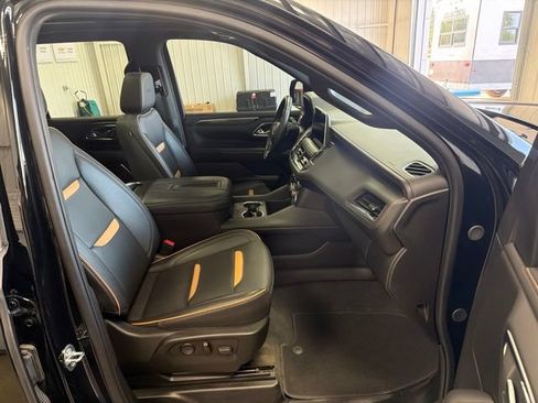 Used 2024 GMC Yukon AT4 w/ Technology Package AWD/4WD image 26