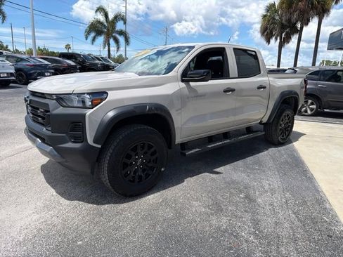 Used 2026 Chevrolet Colorado Trail Boss AWD/4WD image 4