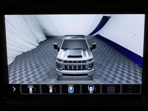 Used 2023 Chevrolet Silverado 2500 High Country w/ Z71 Off-Road Package image 19