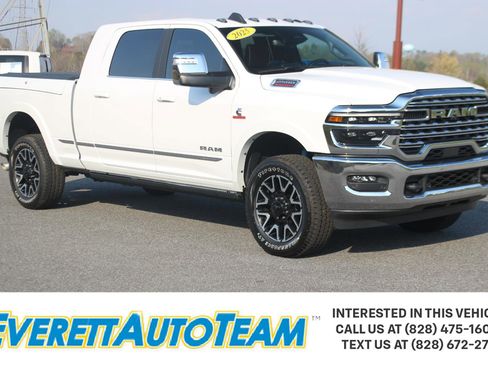 Used 2025 RAM 2500 Limited AWD/4WD image 1