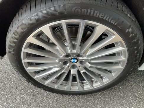 Used 2024 BMW X7 xDrive40i AWD/4WD image 23