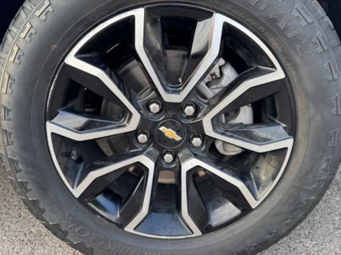 Used 2023 Chevrolet TrailBlazer ACTIV image 32