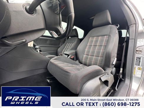 Used 2011 Volkswagen GTI 2-Door image 10