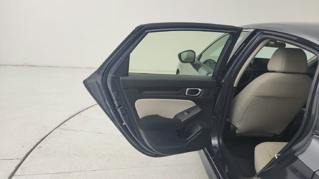 Used 2022 Honda Civic EX image 21