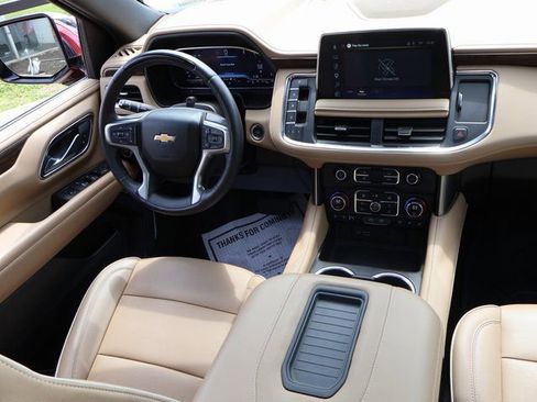 Used 2024 Chevrolet Tahoe Premier w/ Advanced Technology Package AWD/4WD image 13
