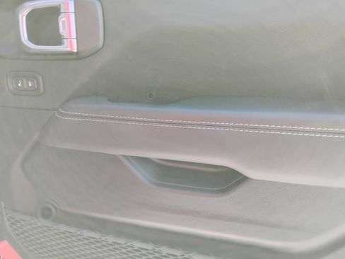 Used 2022 Jeep Wrangler Unlimited Sahara w/ Cold Weather Group image 20