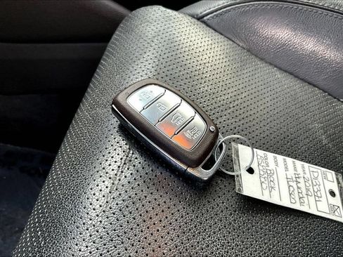 Used 2019 Hyundai Tucson Limited w/ Cargo Package FWD image 37