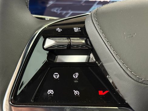 New 2026 Cadillac Vistiq Premium Luxury image 15