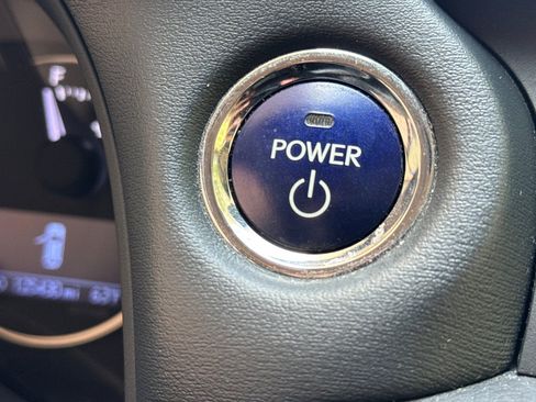 Used 2016 Lexus CT 200h w/ Navigation Package FWD image 16